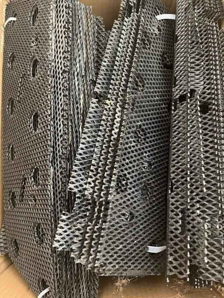 Black Titanium Mesh Scrap - Image 4